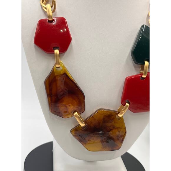 Zara Gold Tone Green, Red, Faux Tortoise Resin Chunky Statement
Necklace - Picture 4 of 9